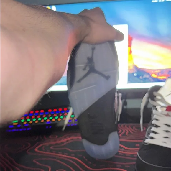 Jordan Black and White Men's Sneakers - Picture 2 of 4